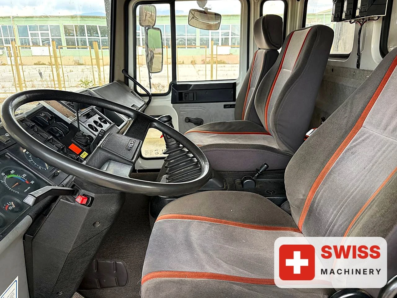Volvo Fl 614, снимка 9 - Камиони - 56554430