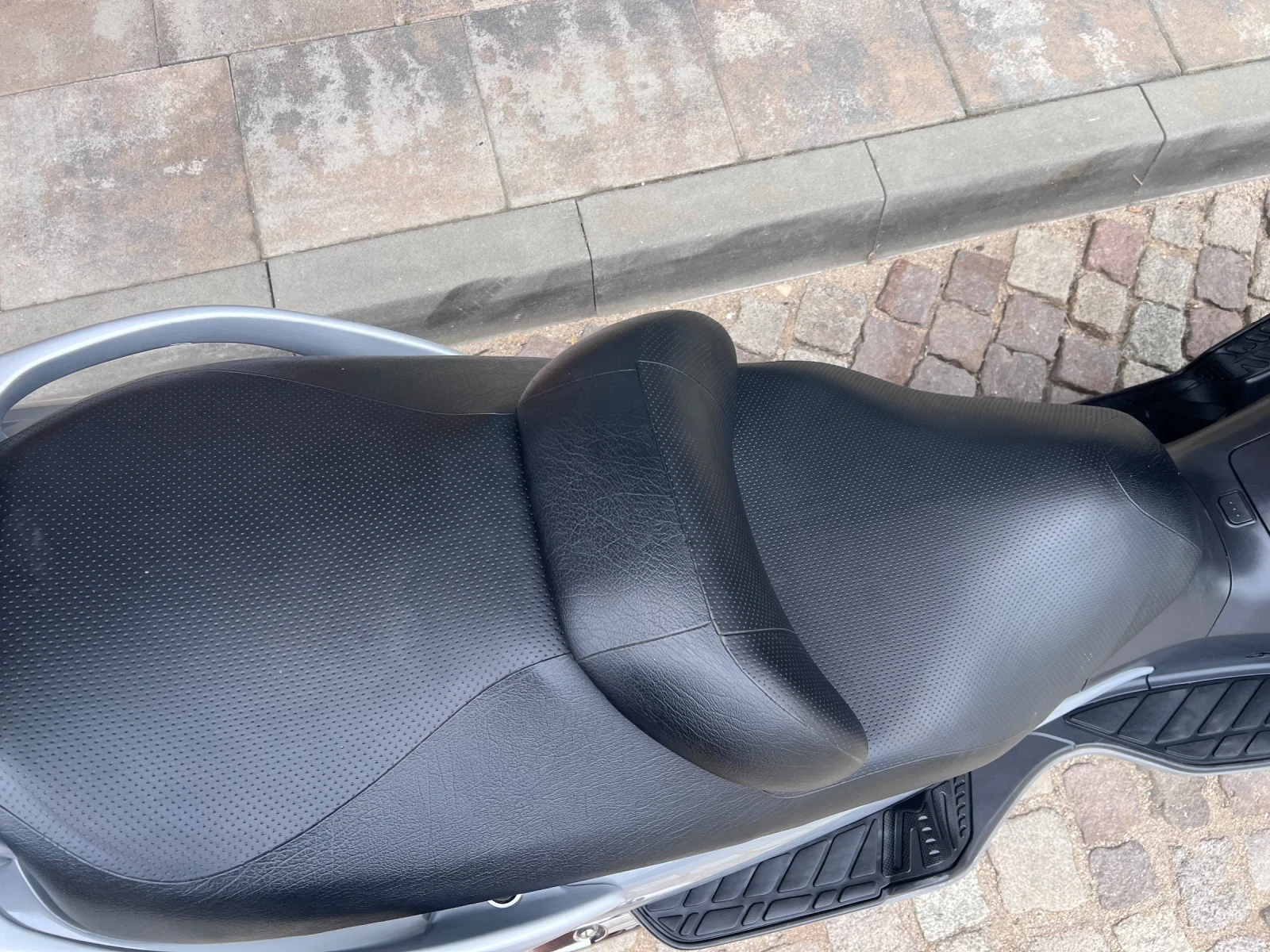 Suzuki Burgman 400  - изображение 9