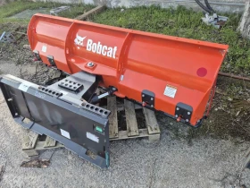 Мини челни товарачи Bobcat T86, снимка 9