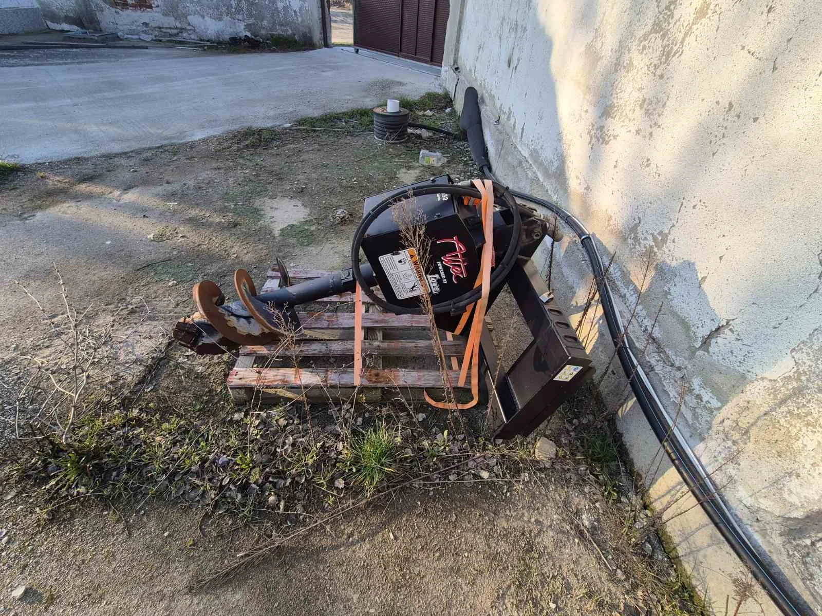 Мини челни товарачи Bobcat T86 - изображение 10