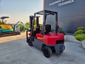 Мотокар Nissan * 2 тона* ПЕРФЕКТЕН, снимка 3