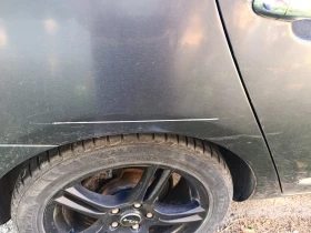 Kia Carens, снимка 7