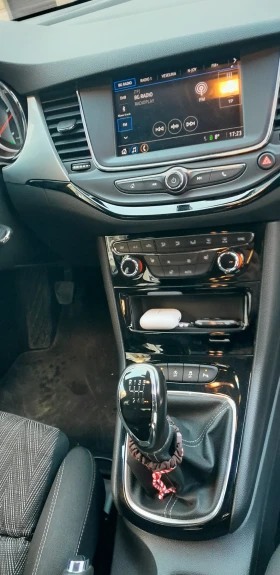 Opel Astra Gs-Line 1, 2 turbo, снимка 5