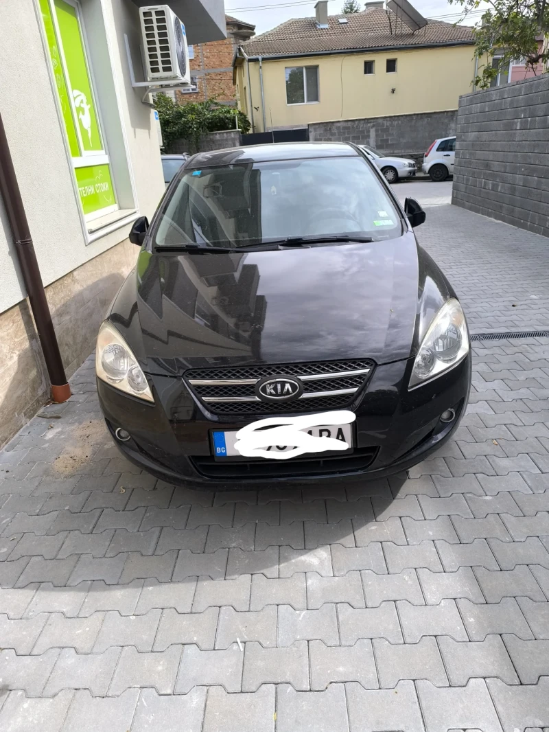 Kia Ceed, снимка 2 - Автомобили и джипове - 47604725