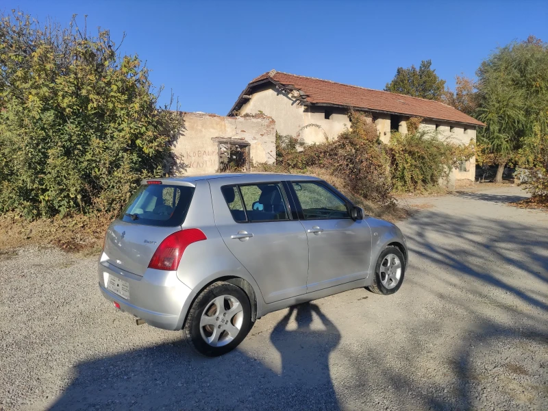 Suzuki Swift 1.3като нов 120000км, снимка 6 - Автомобили и джипове - 47886890