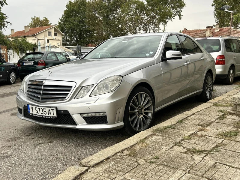 Mercedes-Benz E 220 CDI, снимка 1 - Автомобили и джипове - 48167093