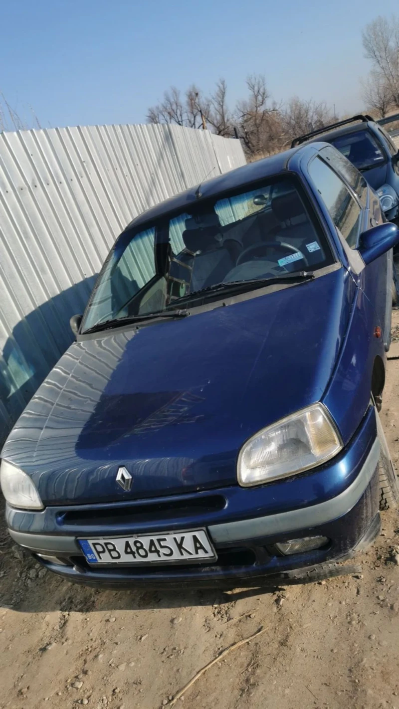 Renault Clio 1.4 НА ЧАСТИ, снимка 1 - Автомобили и джипове - 49245166