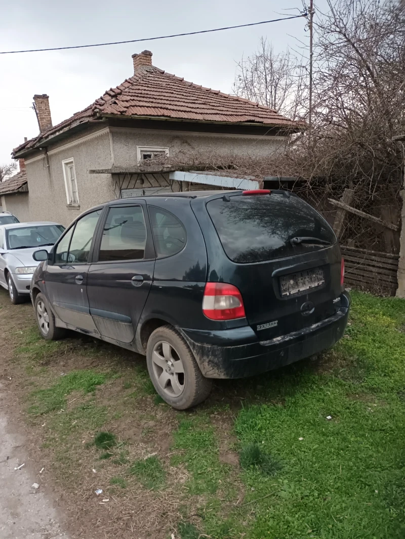 Renault Scenic На части автомат, снимка 7 - Автомобили и джипове - 49519243