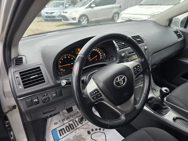 Toyota Avensis T27 1.8 VVTI, снимка 15 - Автомобили и джипове - 50401050