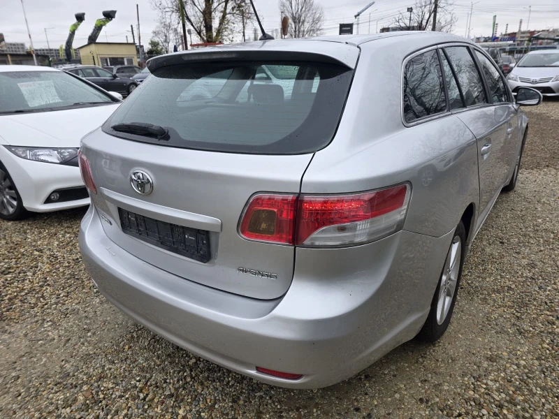 Toyota Avensis T27 1.8 VVTI, снимка 4 - Автомобили и джипове - 50401050