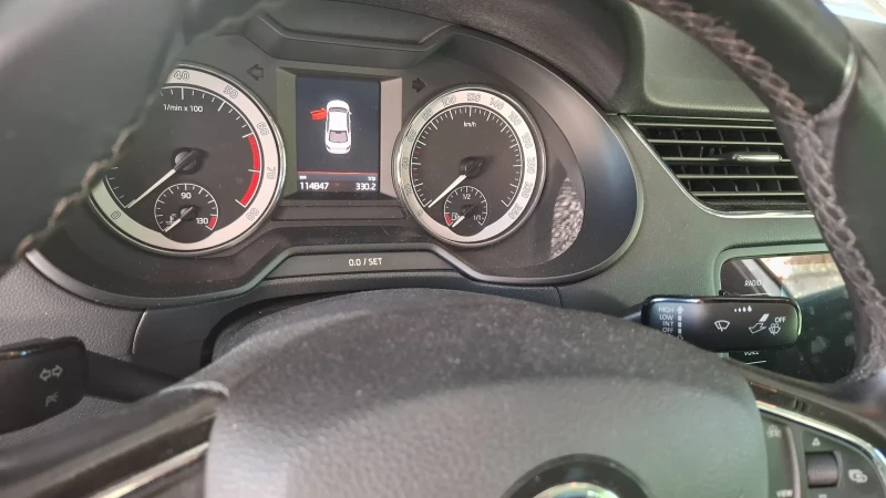 Skoda Octavia Style 1.5TSI 6M, снимка 6 - Автомобили и джипове - 51091940