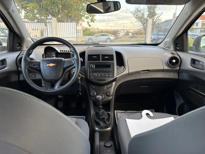 Chevrolet Aveo, снимка 16 - Автомобили и джипове - 52020784