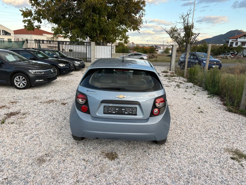 Chevrolet Aveo, снимка 11 - Автомобили и джипове - 52020784