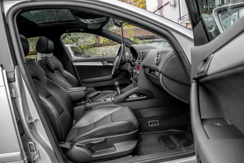 Audi A3 2.0TDI / SLine/ PANORAMA, снимка 11 - Автомобили и джипове - 52489358
