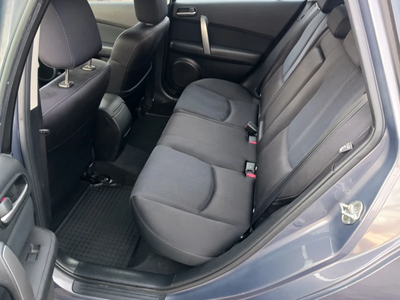 Mazda 6 2.0 i, снимка 10 - Автомобили и джипове - 52633330