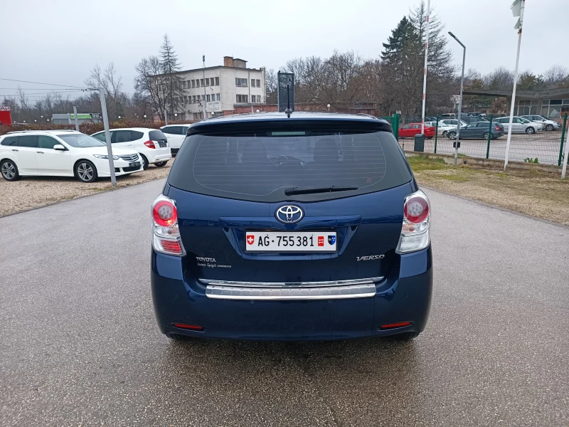 Toyota Verso 1.8i-147кс-ШВЕЙЦАРИЯ-РЪЧКА-6ск-7м-KEYLESS, снимка 4 - Автомобили и джипове - 52894003
