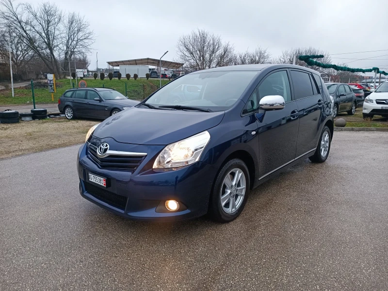 Toyota Verso 1.8i-147кс-ШВЕЙЦАРИЯ-РЪЧКА-6ск-7м-KEYLESS, снимка 8 - Автомобили и джипове - 52894003