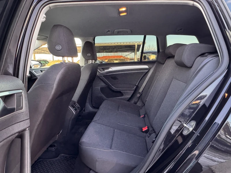 VW Golf 1.6TDI 115к.с., снимка 8 - Автомобили и джипове - 52957551