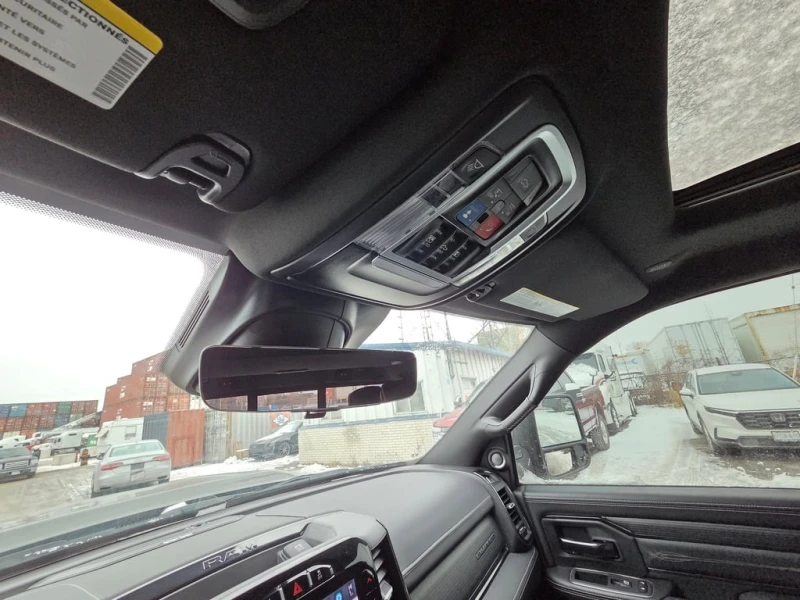 Dodge RAM 3500 * Limited * CARFAX * БЕЗ ПЪРВОНАЧАЛНА ВНОСКА, снимка 14 - Автомобили и джипове - 53075152