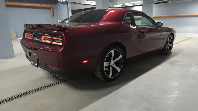 Dodge Challenger 5.7 HEMI R/T 2019, снимка 6 - Автомобили и джипове - 53160682