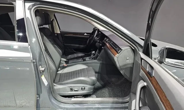 VW Passat 2.0TDI 190к.с. - изображение 10