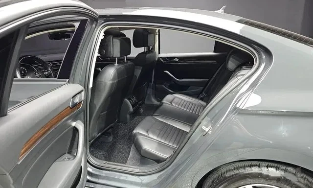 VW Passat 2.0TDI 190.. | Mobile.bg   11