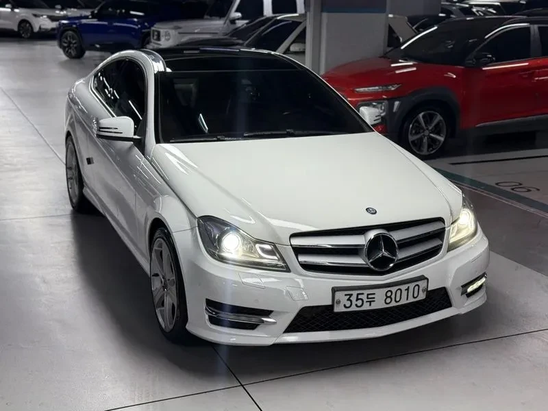Mercedes-Benz C 220 W204 Cdi Coupe, снимка 3 - Автомобили и джипове - 55015112