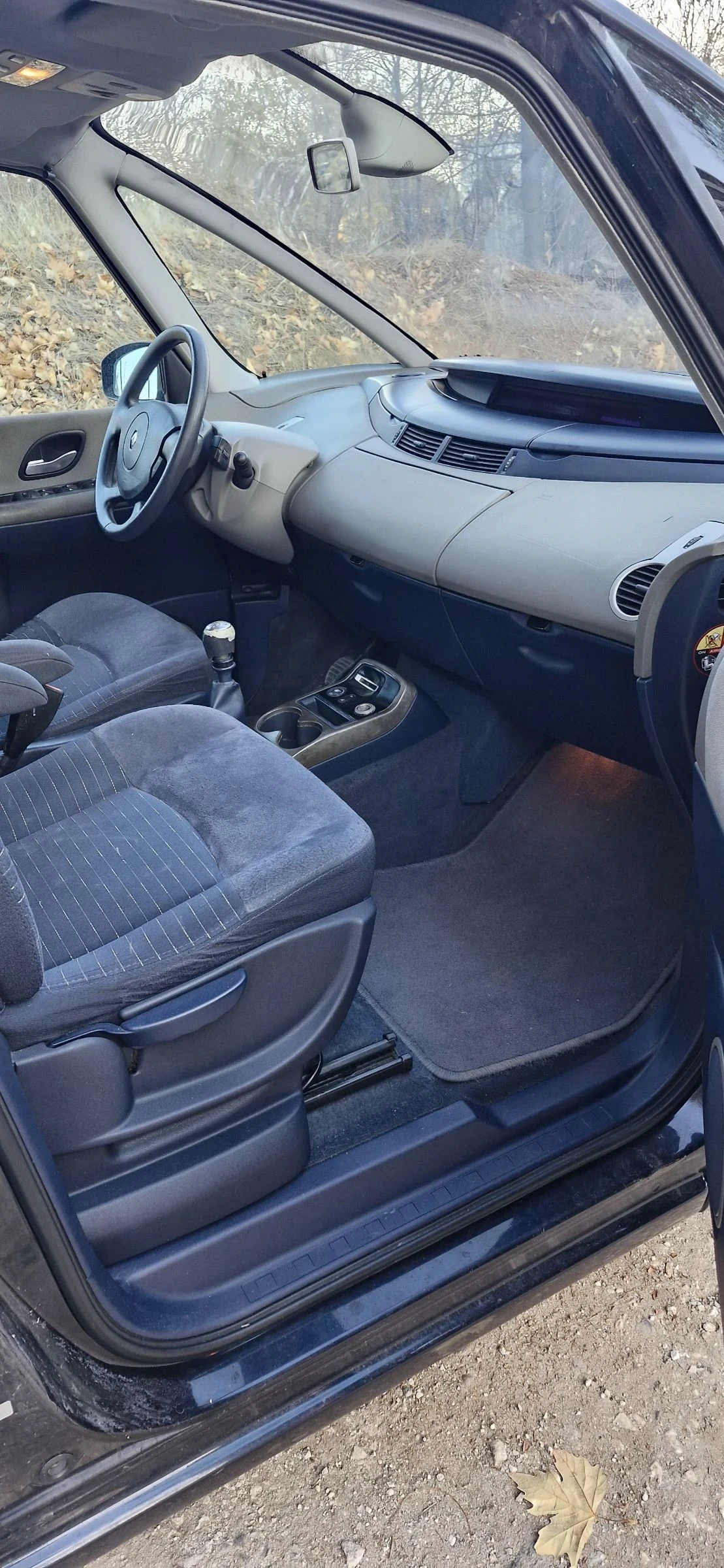 Renault Espace 2.2 дизел 150к.с. | Mobile.bg — изображение 13