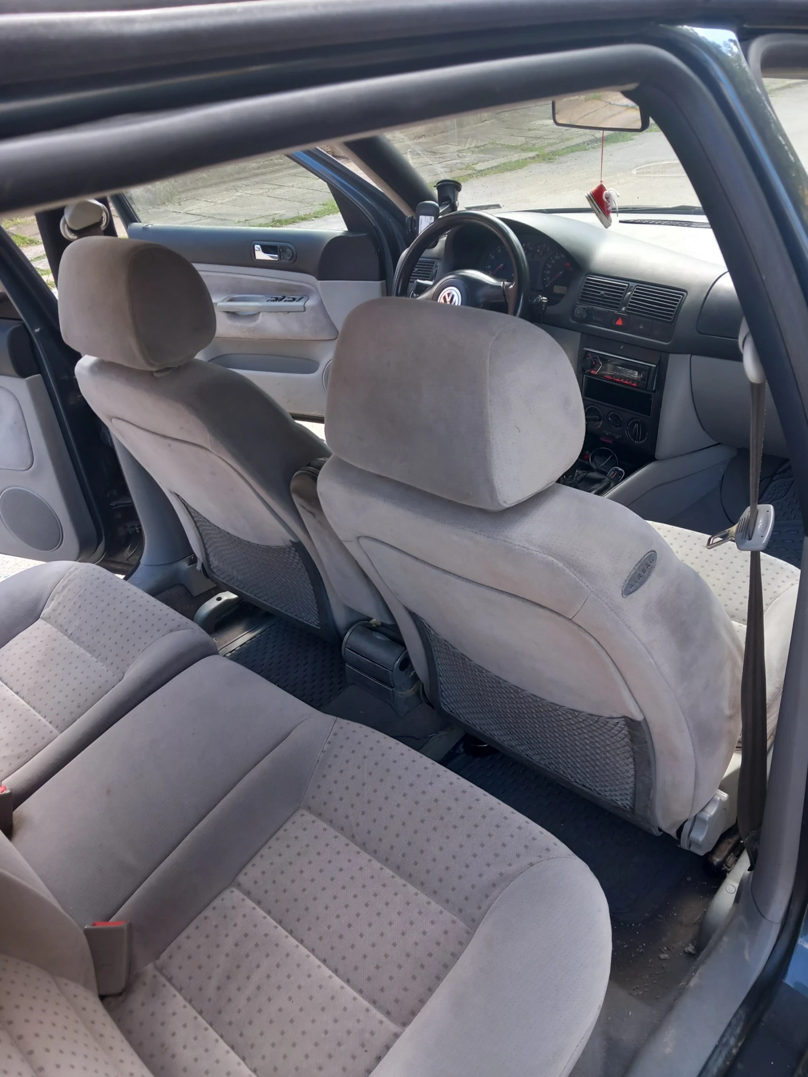VW Golf  - изображение 8