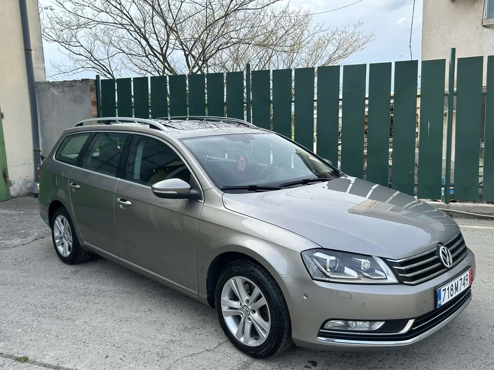 VW Passat 2.0 DSG - изображение 8