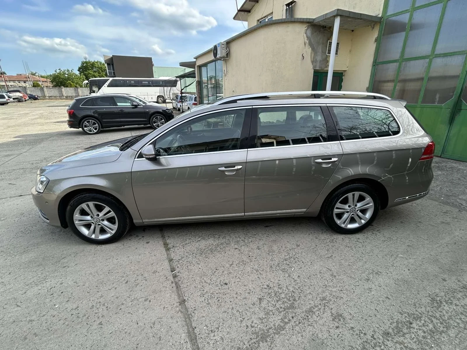 VW Passat 2.0 DSG - изображение 4