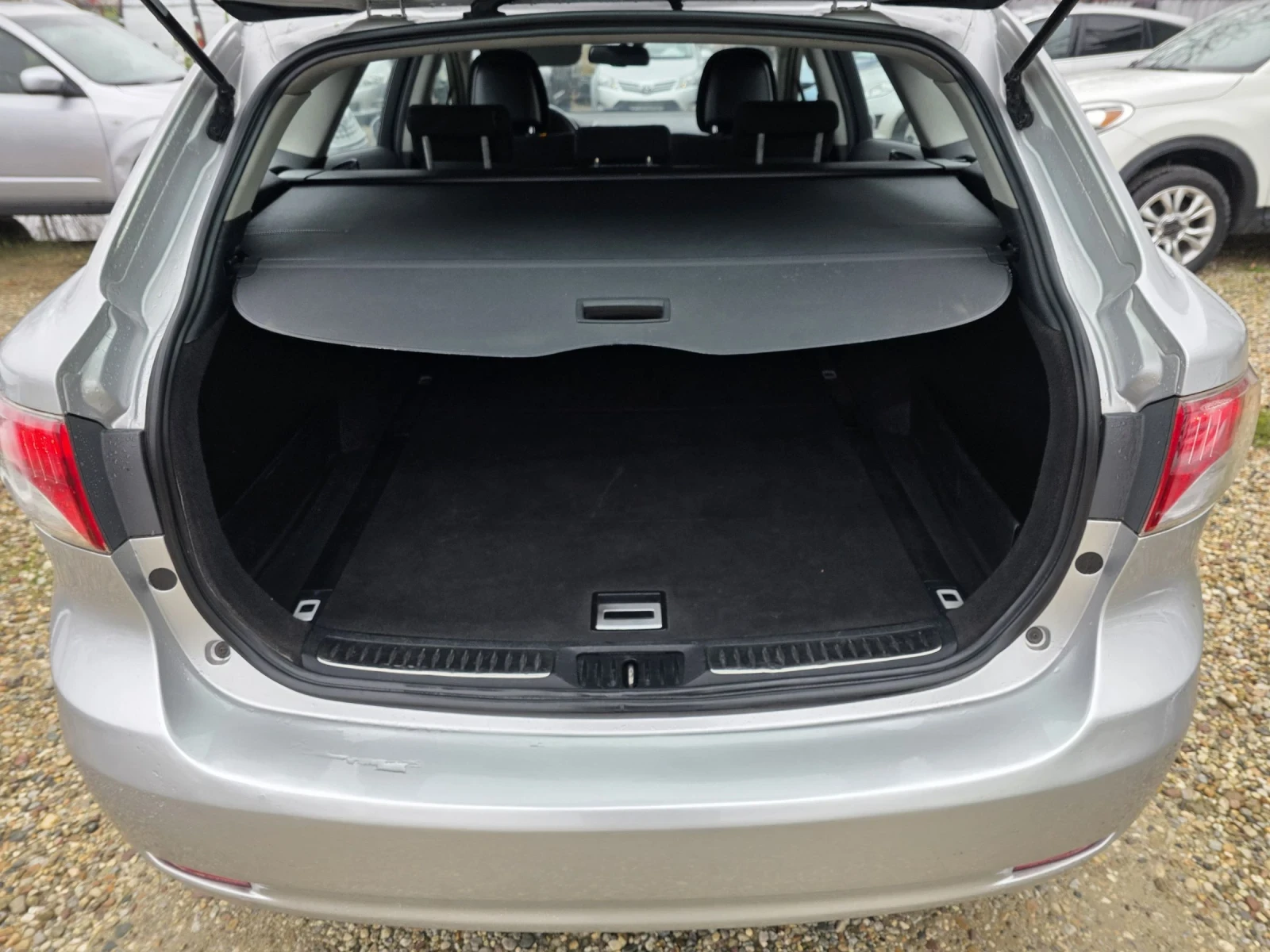 Toyota Avensis T27 1.8 VVTI - изображение 6