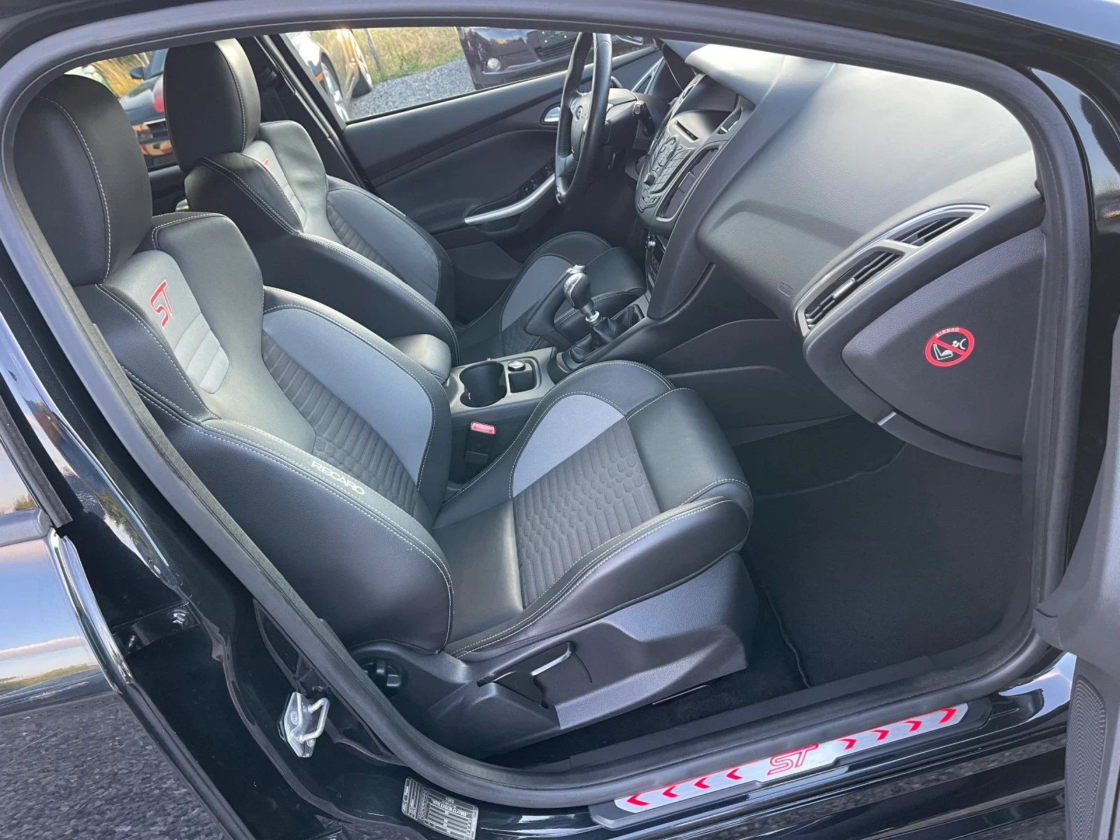 Ford Focus III, ST, 2.0 EcoBoost (250 Hp)  - изображение 10