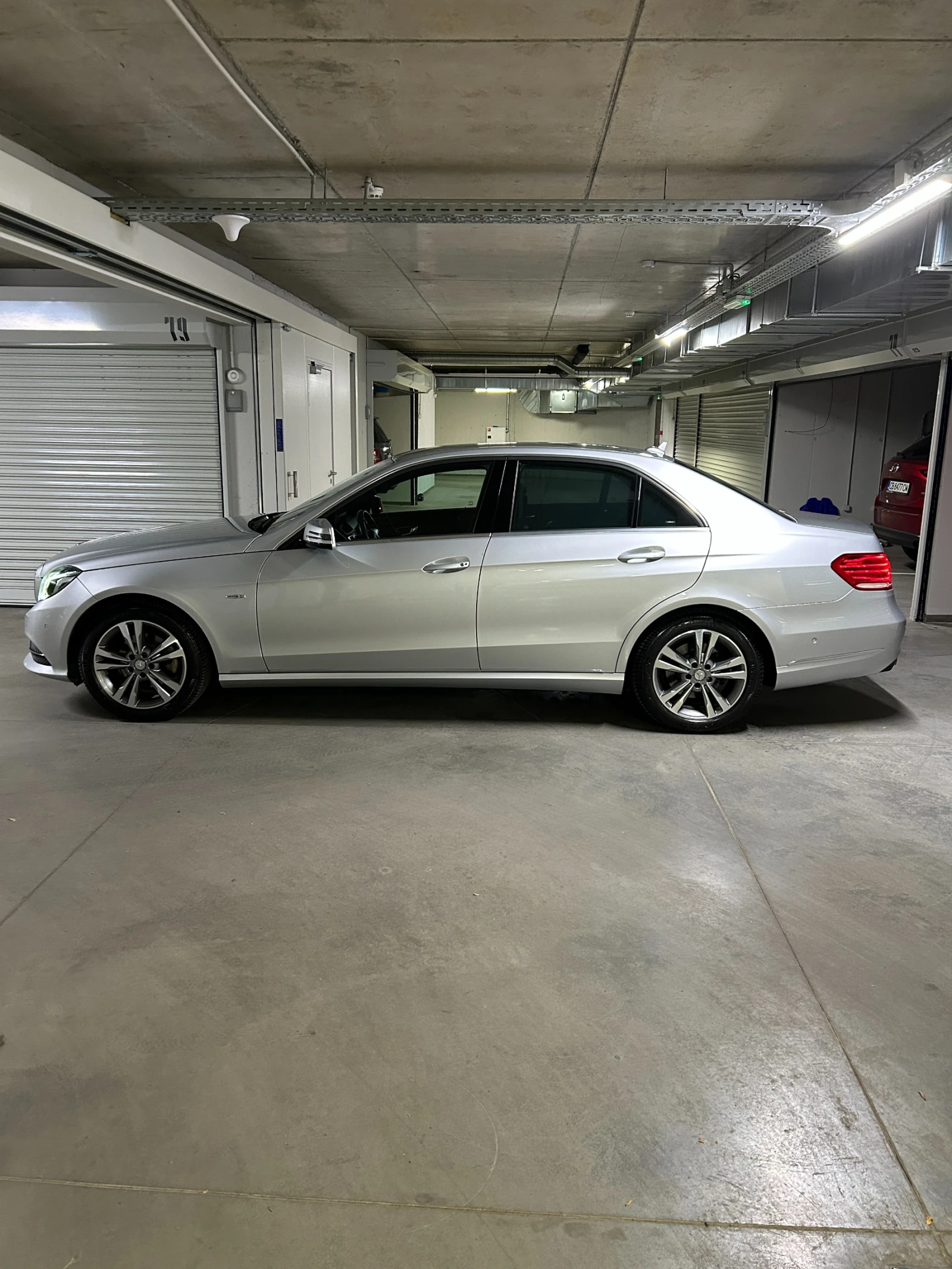 Mercedes-Benz E 220 CDI - AMG - Facelift - изображение 9