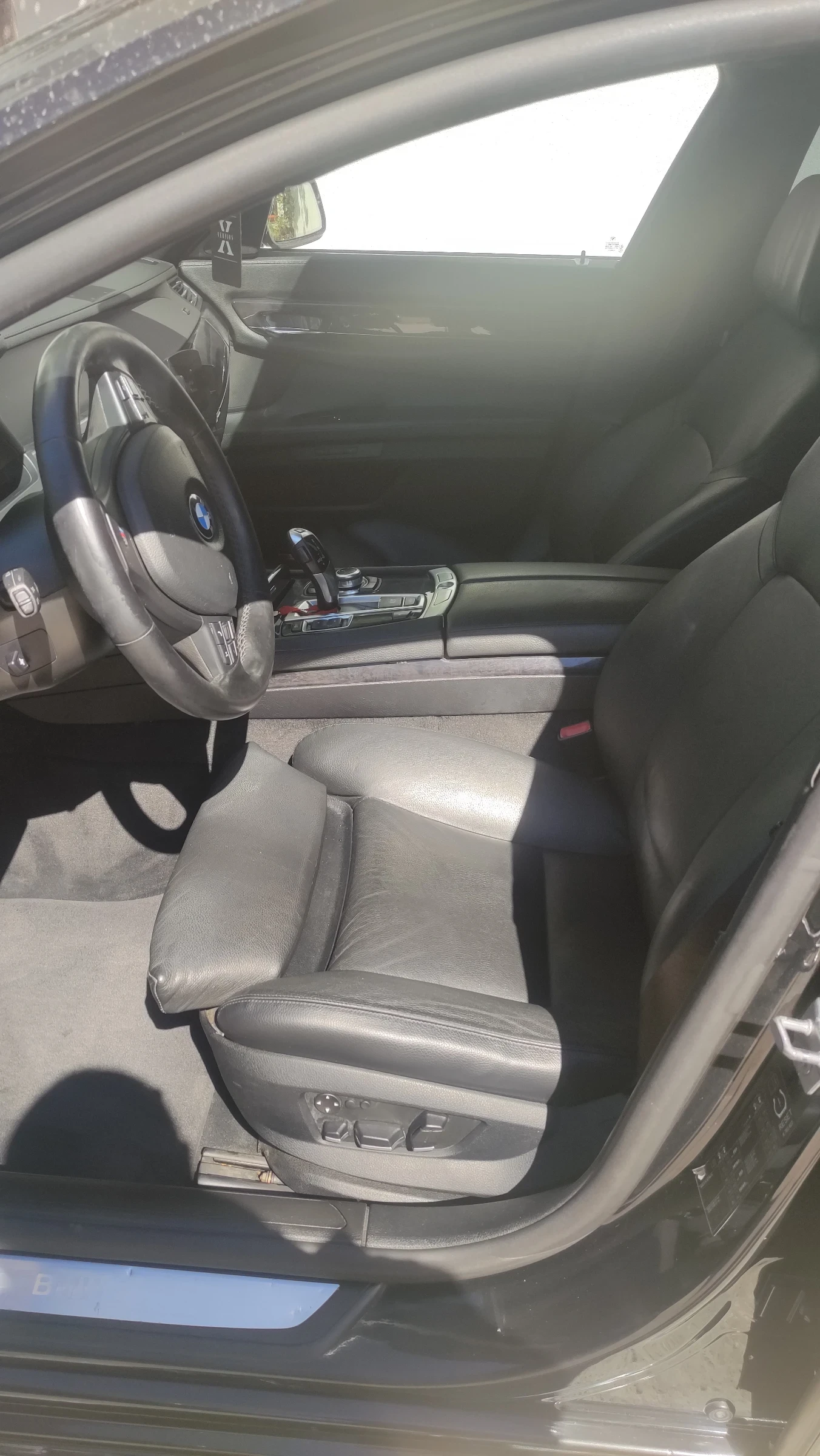 BMW 730 Седан  - изображение 10