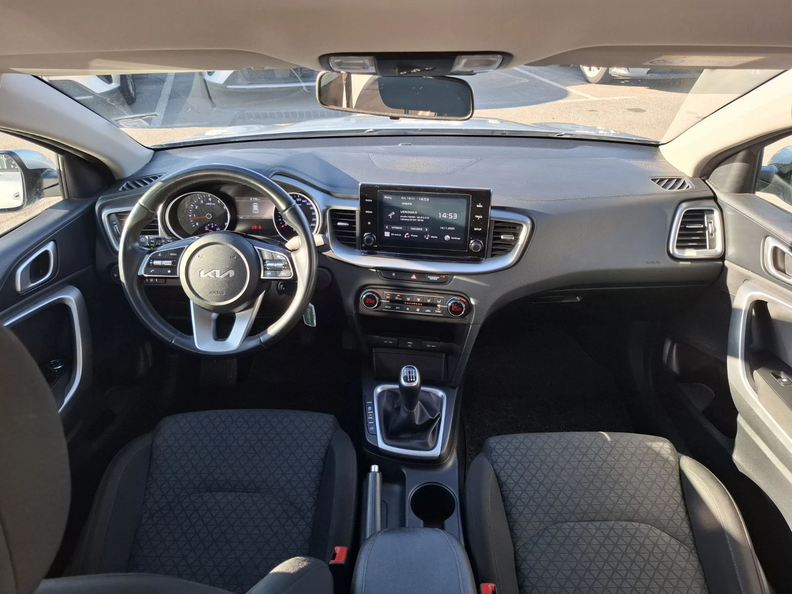 Kia Ceed 1.5 T-gdi  SW Comfort Гаранция - изображение 8