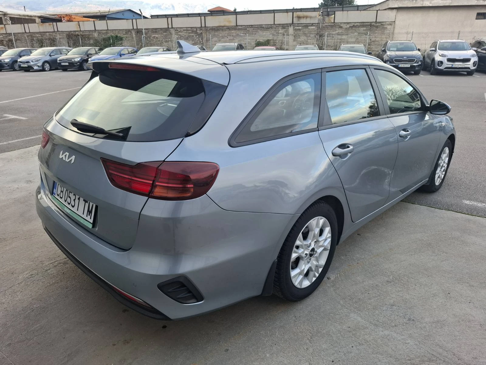 Kia Ceed 1.5 T-gdi  SW Comfort  | Mobile.bg   4