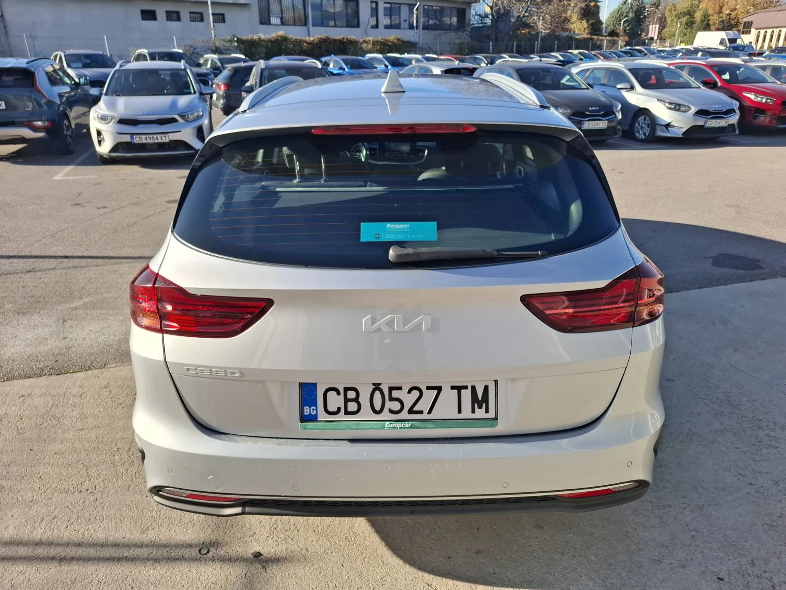 Kia Ceed 1.5 T-gdi  SW Comfort Гаранция - изображение 5
