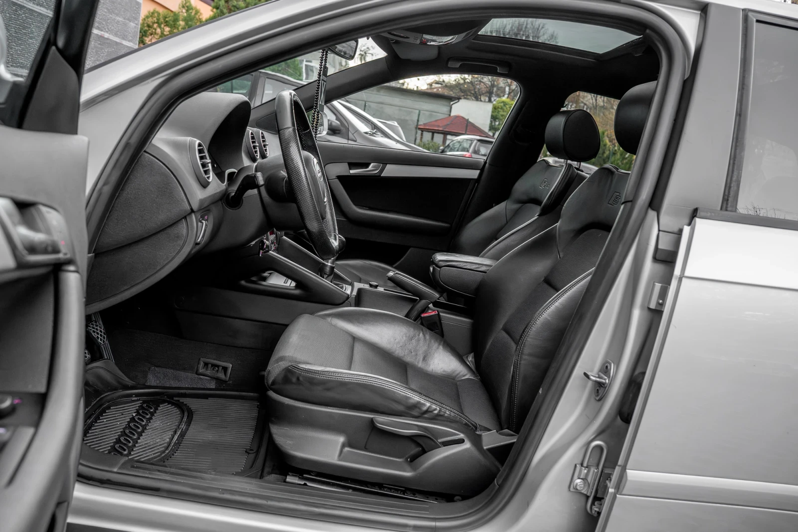 Audi A3 2.0TDI / SLine/ PANORAMA | Mobile.bg   10