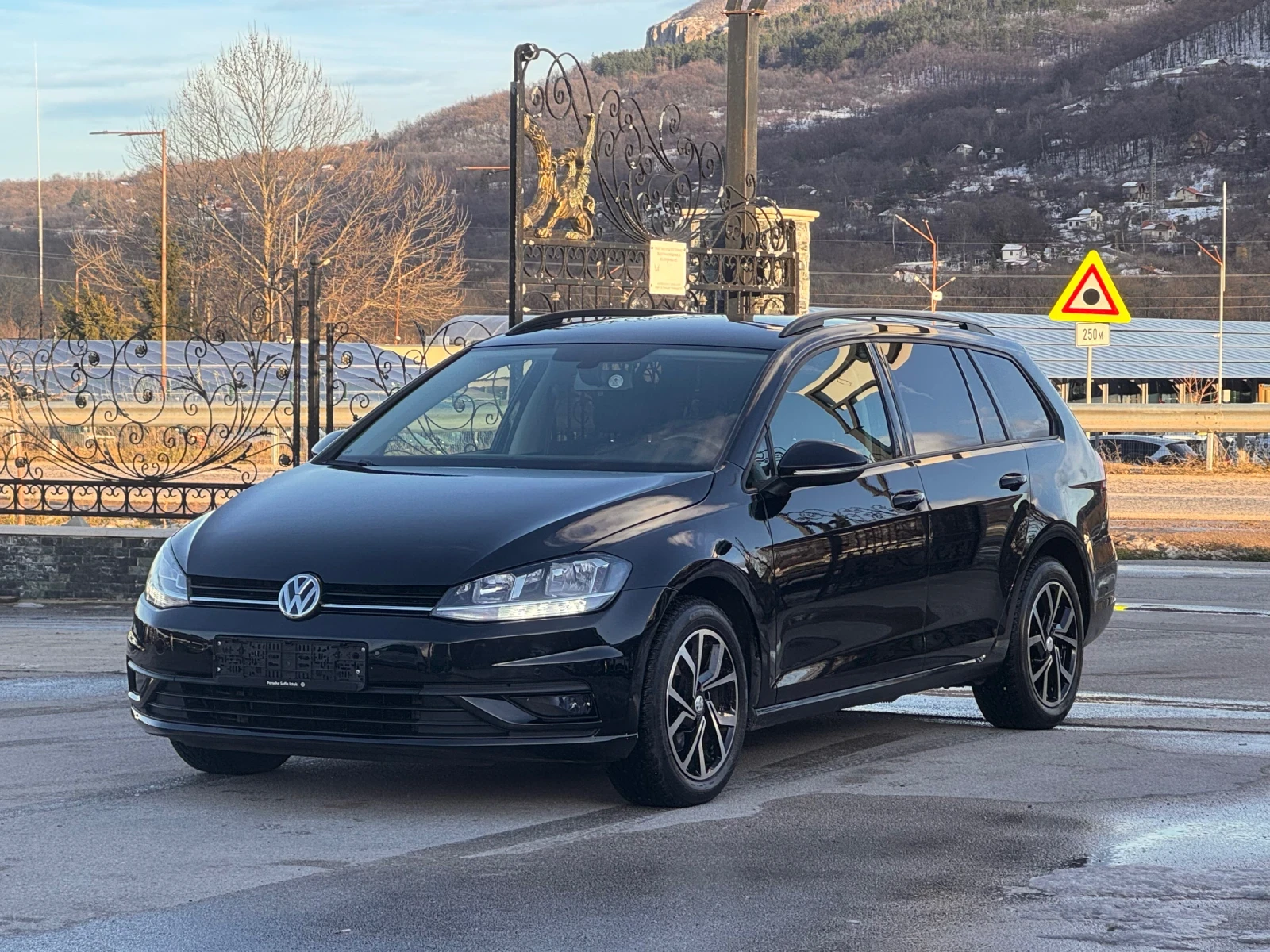 VW Golf 1.6TDI 115�.�. | Mobile.bg � ����������� 1