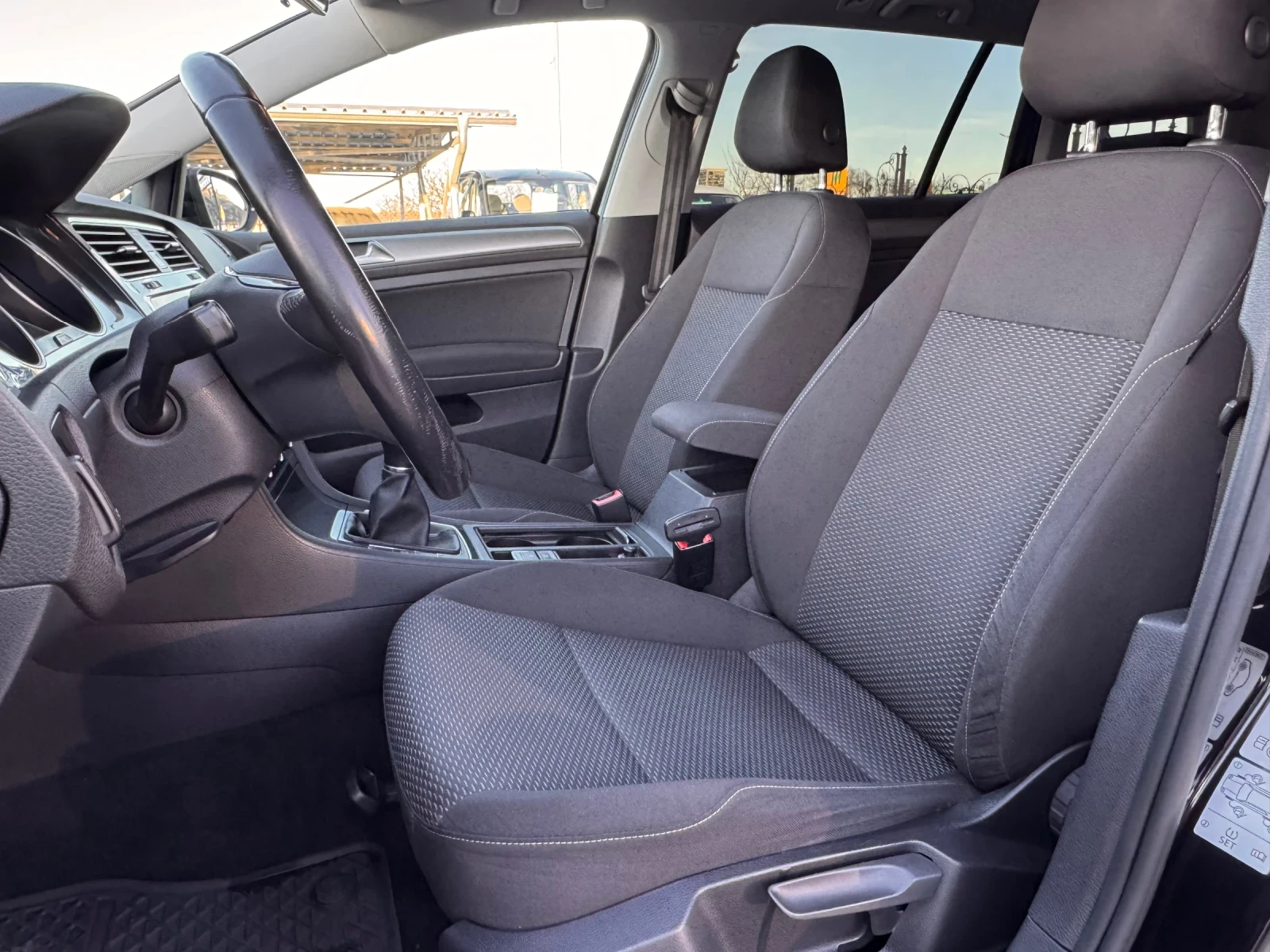 VW Golf 1.6TDI 115�.�. | Mobile.bg � ����������� 7