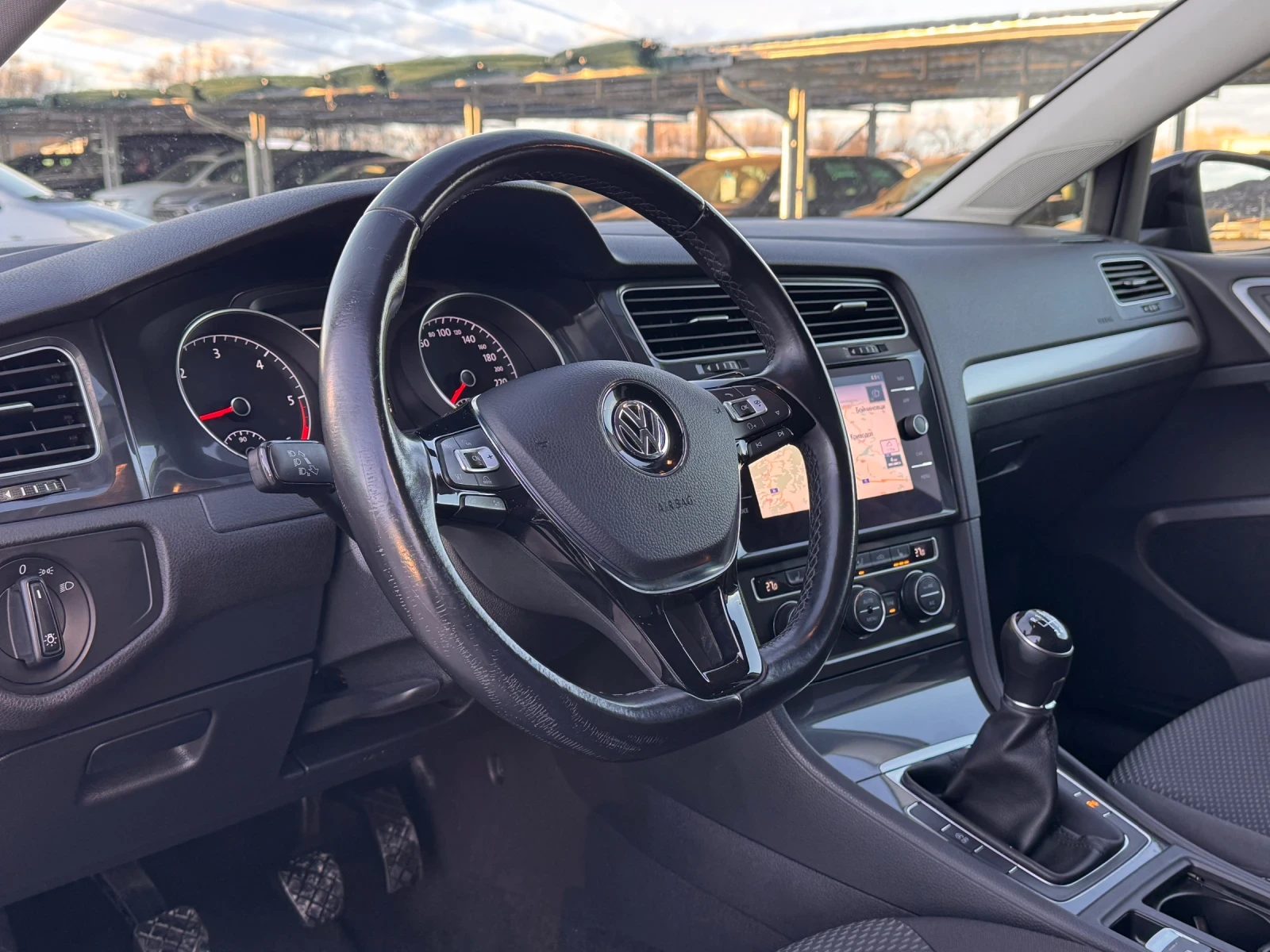 VW Golf 1.6TDI 115�.�. | Mobile.bg � ����������� 6