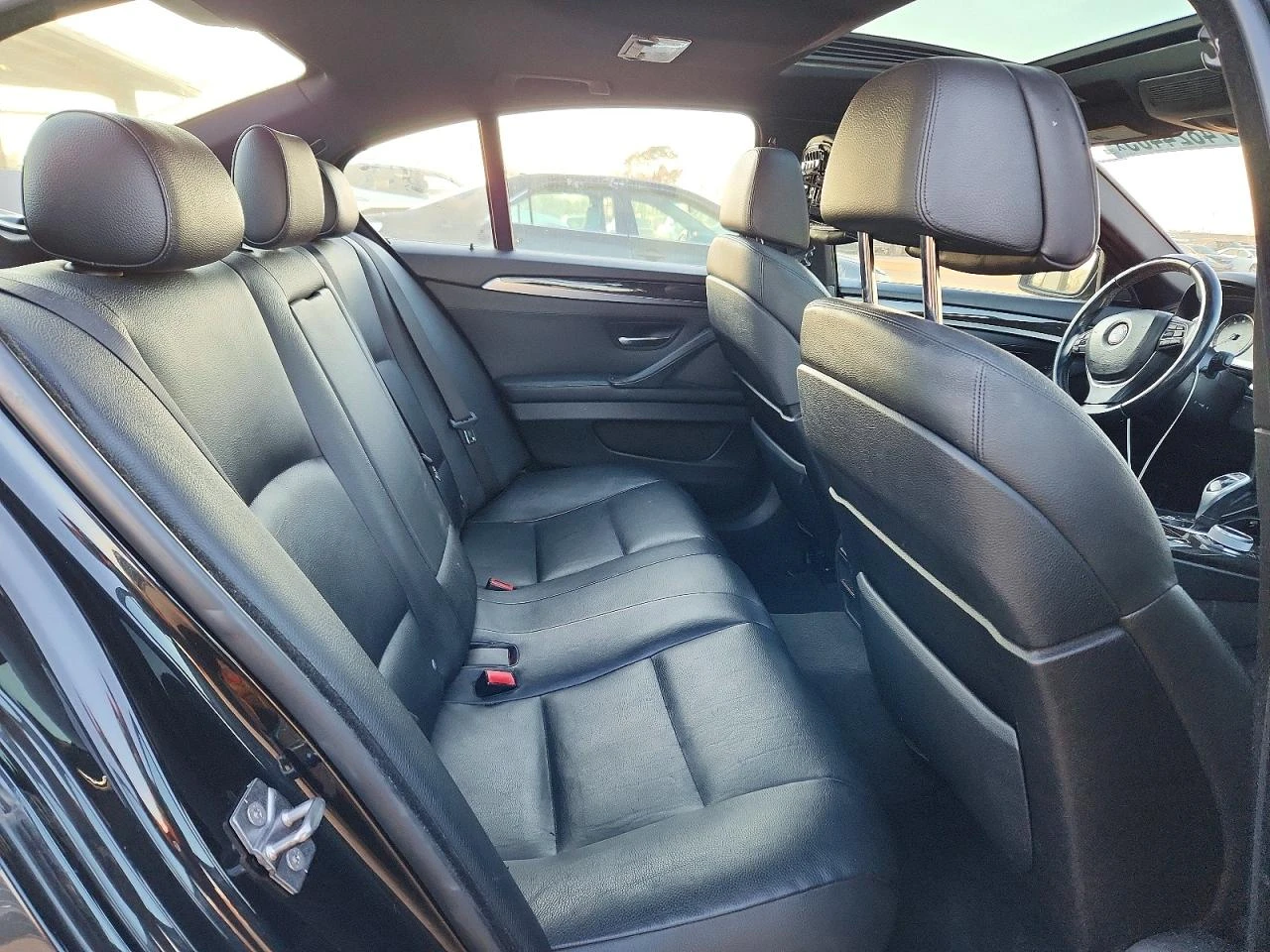 BMW 535 SAT* Мемори* Подгреви* Адапт. окачване* Keyless - изображение 10