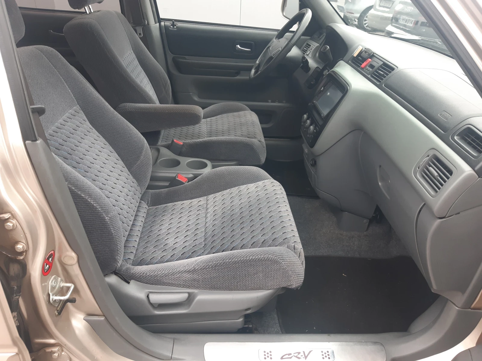 Honda Cr-v КАТО НОВ/ГАЗ 4x4, снимка 13 - Автомобили и джипове - 53697292