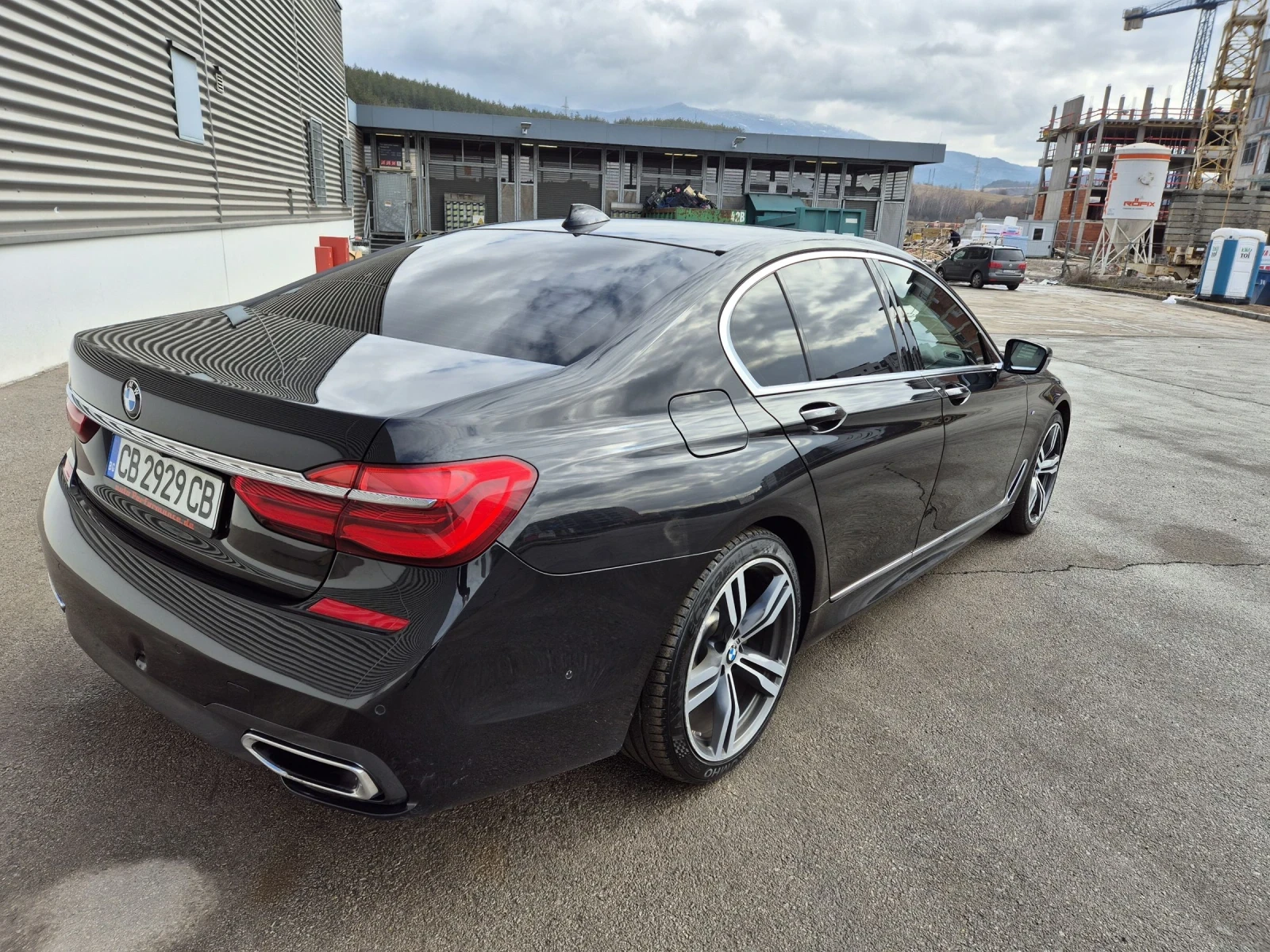 BMW 730, снимка 3 - Автомобили и джипове - 53904932