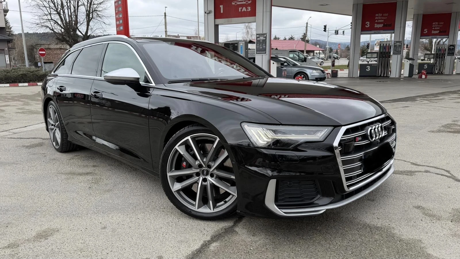 Audi S6 3.0TDI* F1* ПАНОРАМА*  FULL* ОБСЛУЖЕН * , снимка 2 - Автомобили и джипове - 53953911