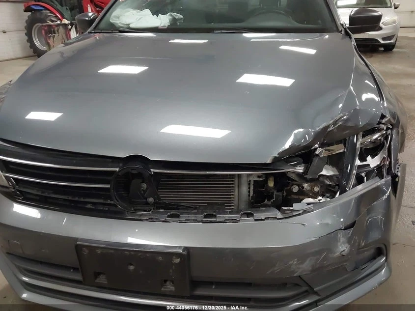 VW Jetta 1.8L I-4 DI, DOHC, VVT, TURBO, 170HP Front Wheel | Mobile.bg � ����������� 6