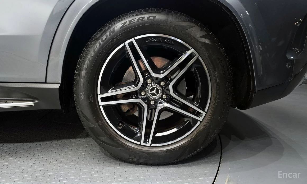 Mercedes-Benz GLE 450, снимка 5 - Автомобили и джипове - 54026641