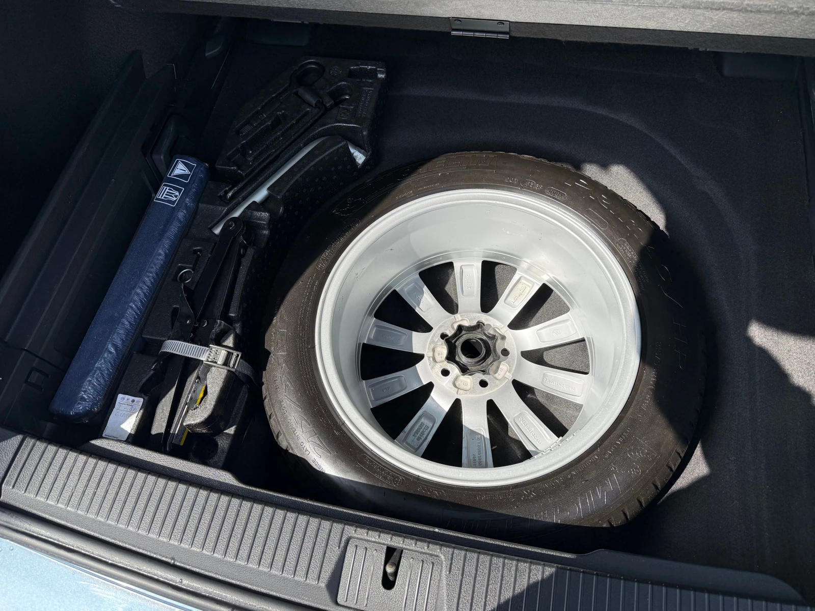 VW Passat 2.0///150p.s///Distronic///TOP///Hi-Line///BMT///, снимка 15 - Автомобили и джипове - 54081965