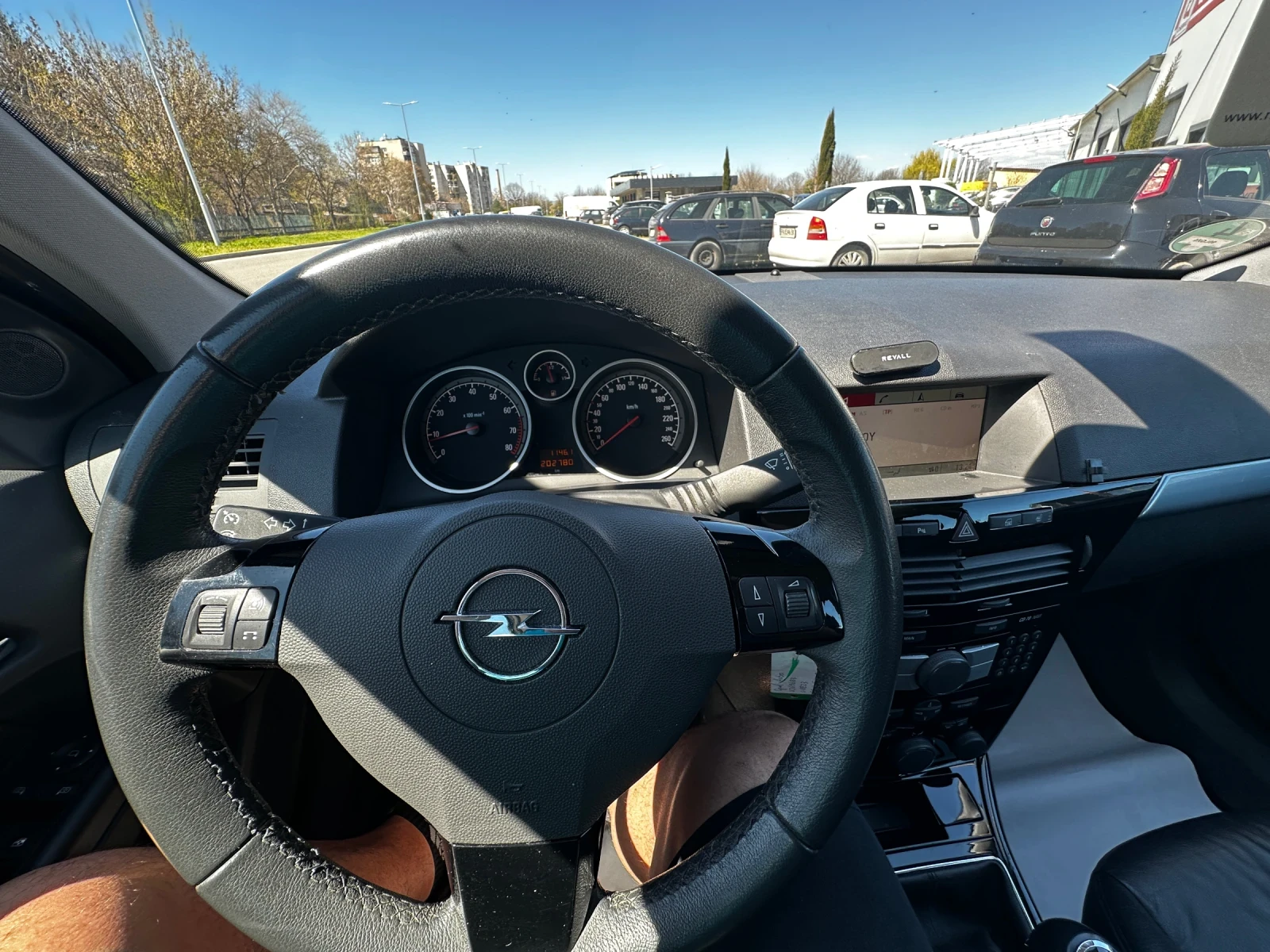 Opel Astra 1.6 Бензин, снимка 13 - Автомобили и джипове - 54112460